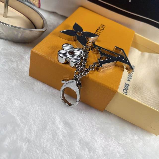 LV keyring 03lyh265
